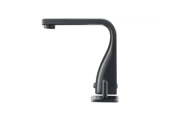 black sink faucet